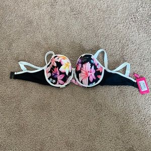 Curvy Kate bathing suit top in size 32G NWT